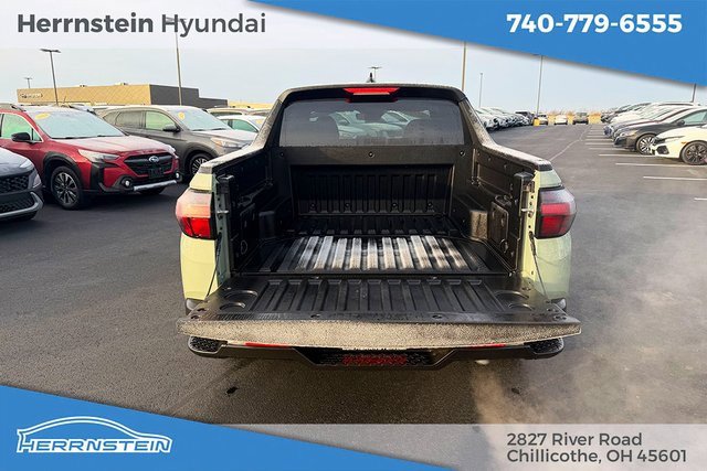 Certified 2025 Hyundai Santa Cruz SE image 21