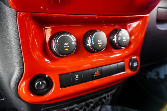 Used 2014 Jeep Wrangler Unlimited Sport w/ Quick Order Package 23S AWD/4WD image 24
