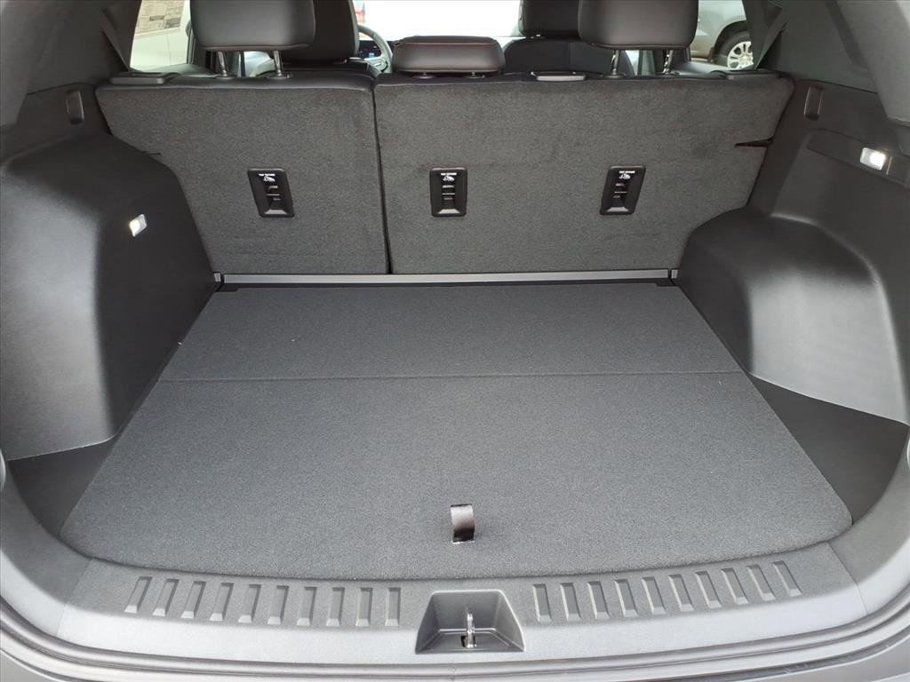 New 2026 Chevrolet Equinox RS w/ Safety and Technology Package image 5