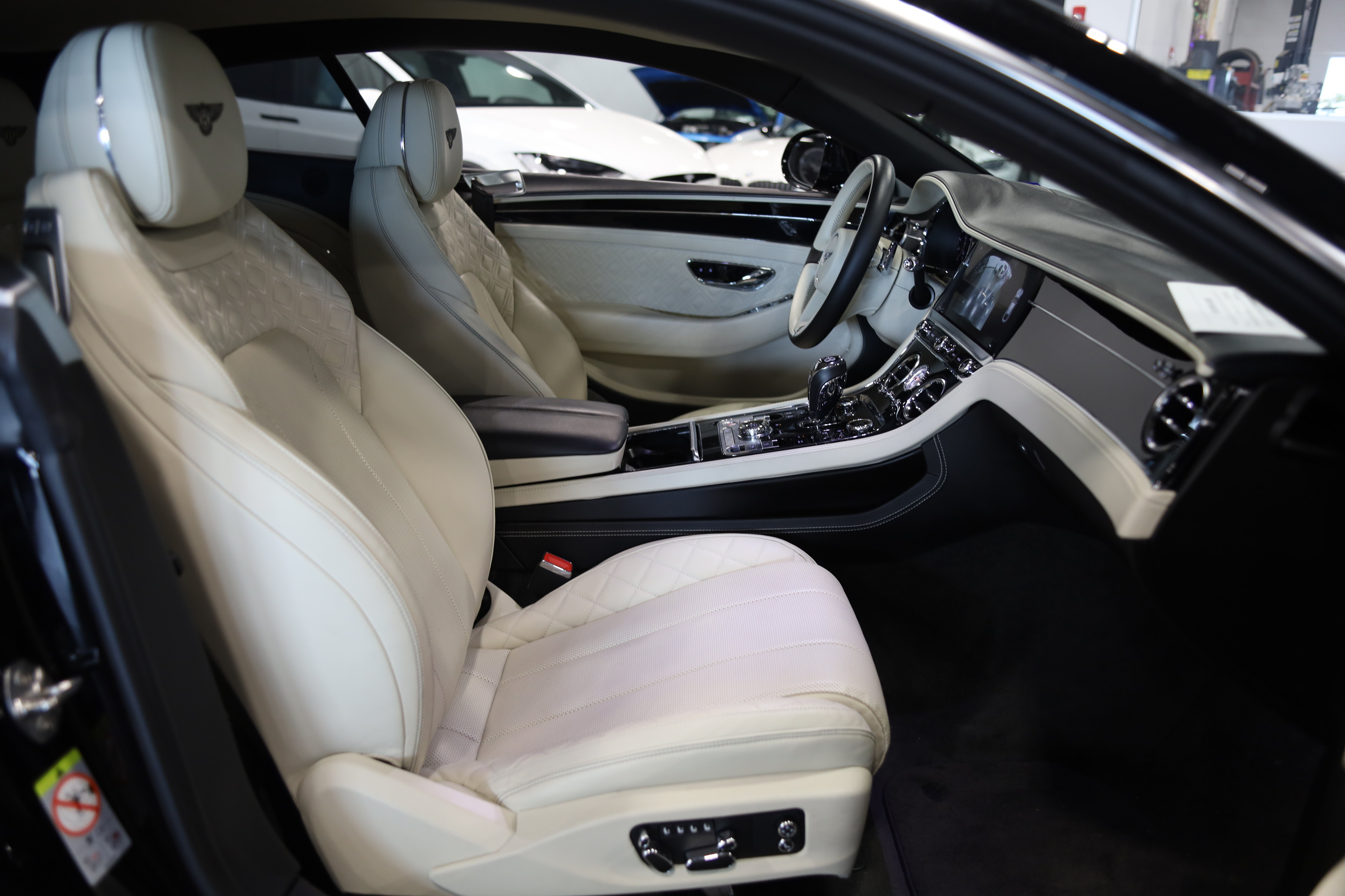 Used 2020 Bentley Continental GT AWD/4WD image 37