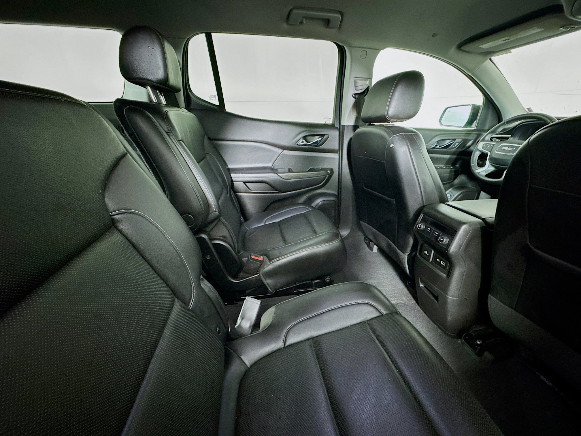 Used 2023 GMC Acadia SLT w/ Elevation Edition FWD image 25