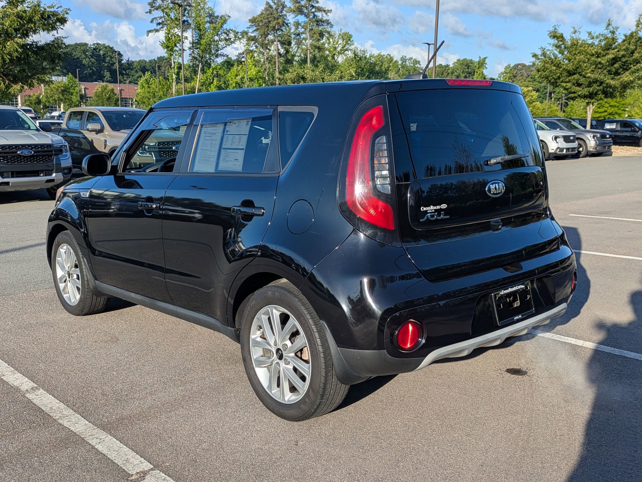 Used 2019 Kia Soul + w/ Audio Package FWD image 6