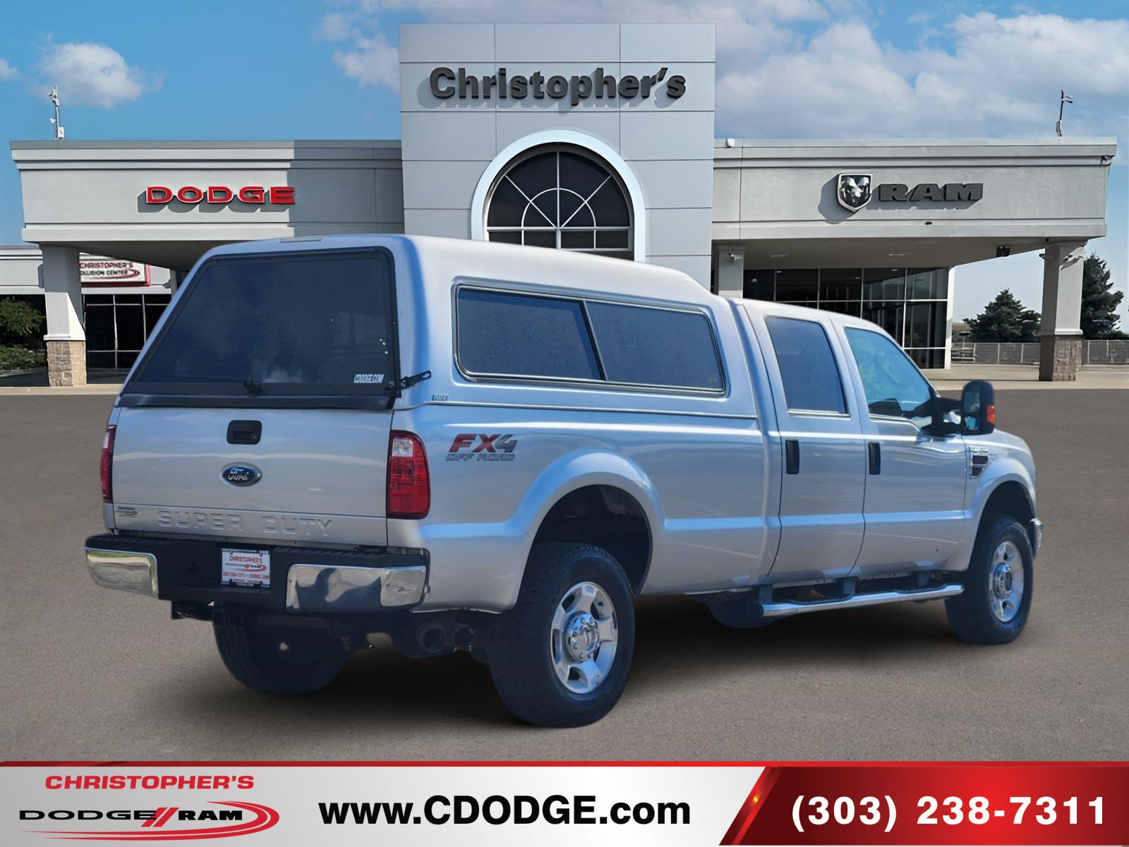 Used 2010 Ford F350 4x4 Crew Cab Super Duty image 3
