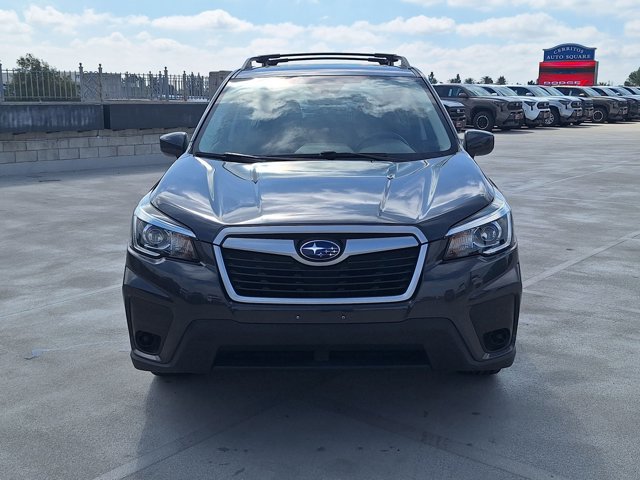 Used 2019 Subaru Forester Premium w/ All-Weather Package image 2