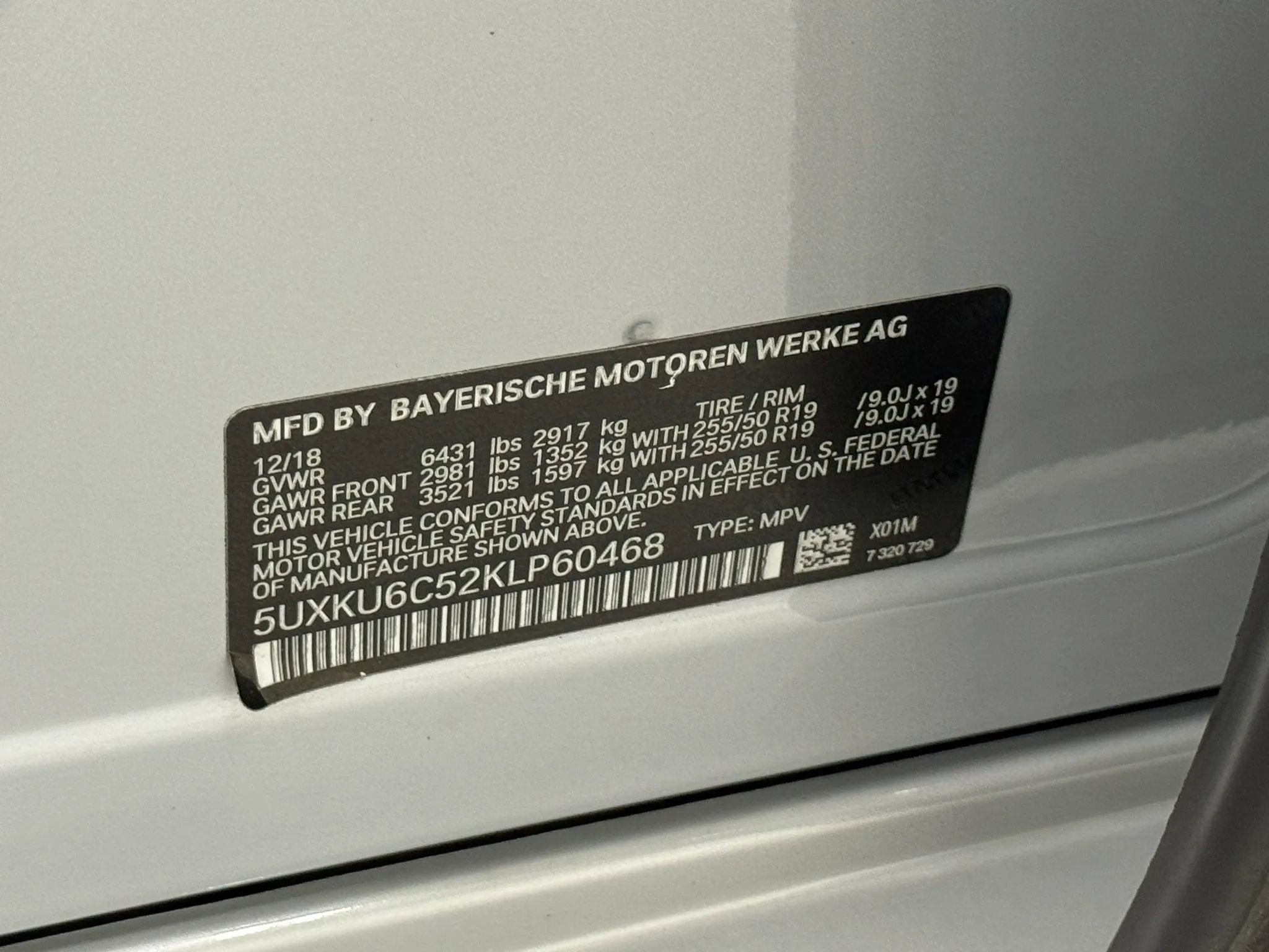 Used 2019 BMW X6 xDrive50i w/ M Sport Package image 52