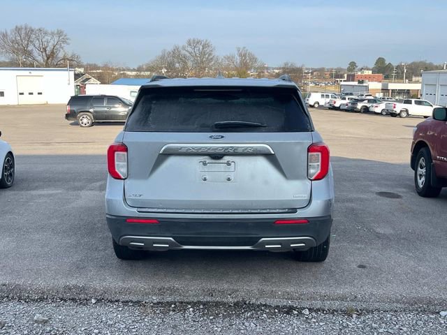 Used 2020 Ford Explorer XLT w/ Equipment Group 202A image 4