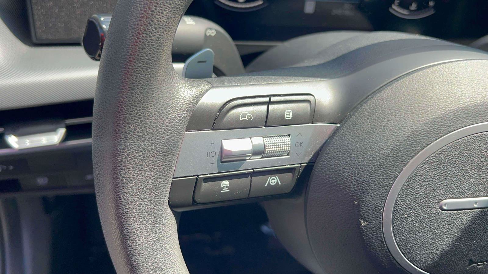 Used 2025 Hyundai Sonata SEL FWD image 15