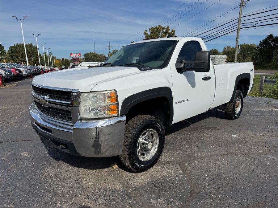 Used 2008 Chevrolet Silverado 2500 W/T w/ Snow Plow Prep Package AWD/4WD image 1