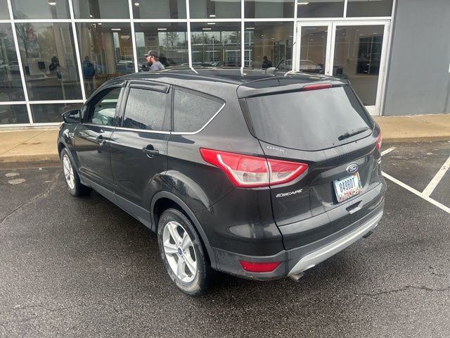 Used 2015 Ford Escape SE image 12