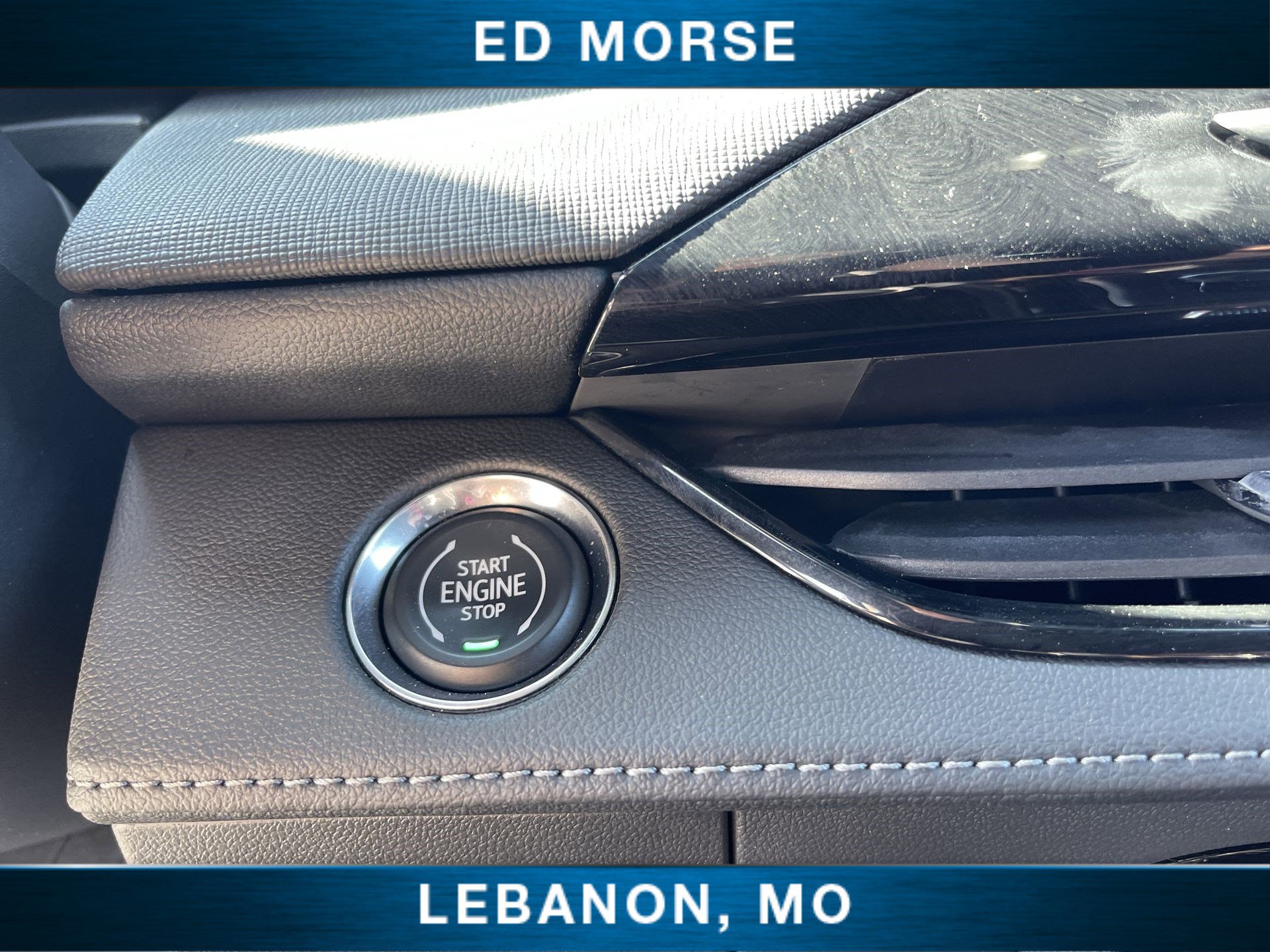 Used 2025 Buick Enclave Preferred image 17