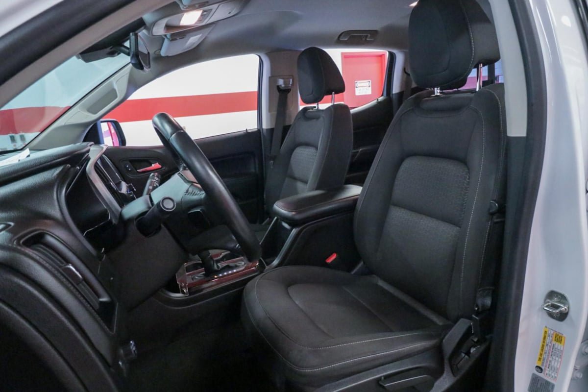 Used 2016 GMC Canyon SLE w/ SLE Convenience Package RWD image 10