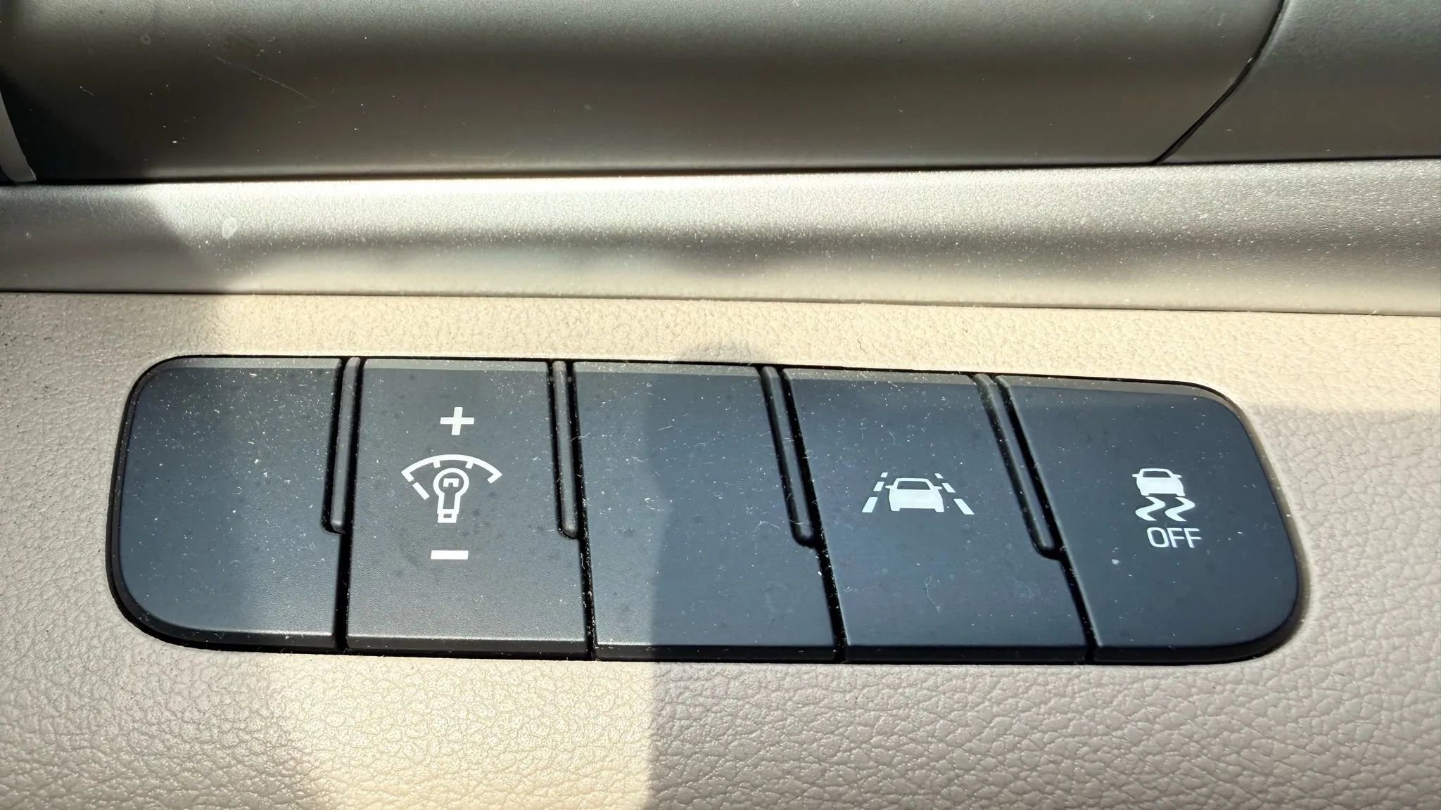 Used 2020 Hyundai Elantra SE image 12