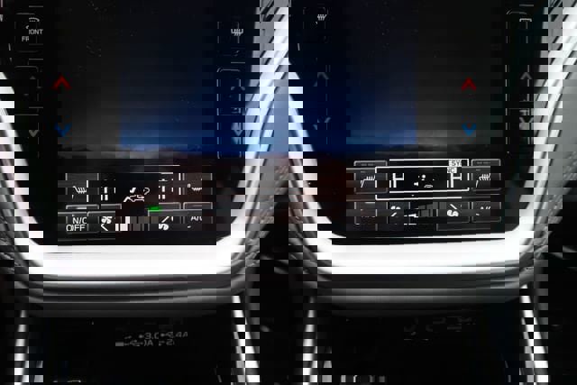 Certified 2025 Subaru Outback Limited w/ Popular Package #2 image 26