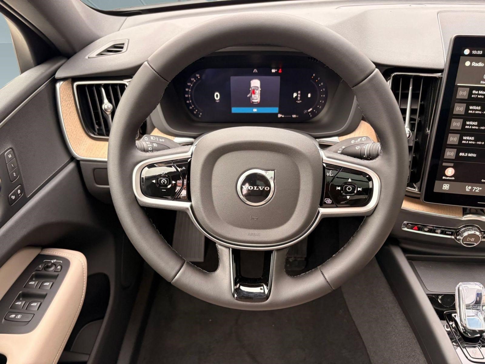Used 2026 Volvo XC60 B5 Plus w/ Climate Package AWD/4WD image 16