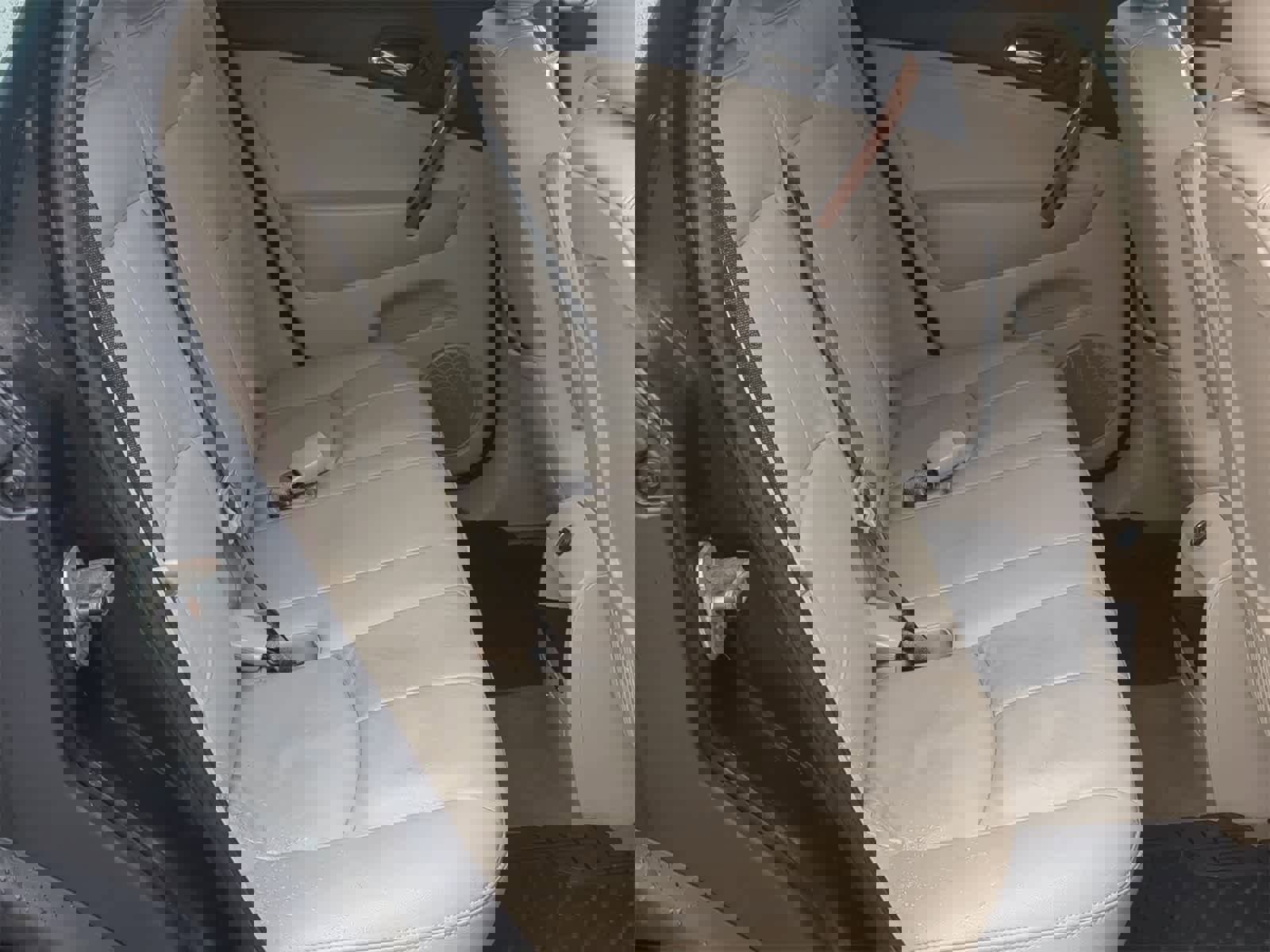 Used 2007 Saturn Vue 2WD V6 w/ Leather Appointments Pkg image 20