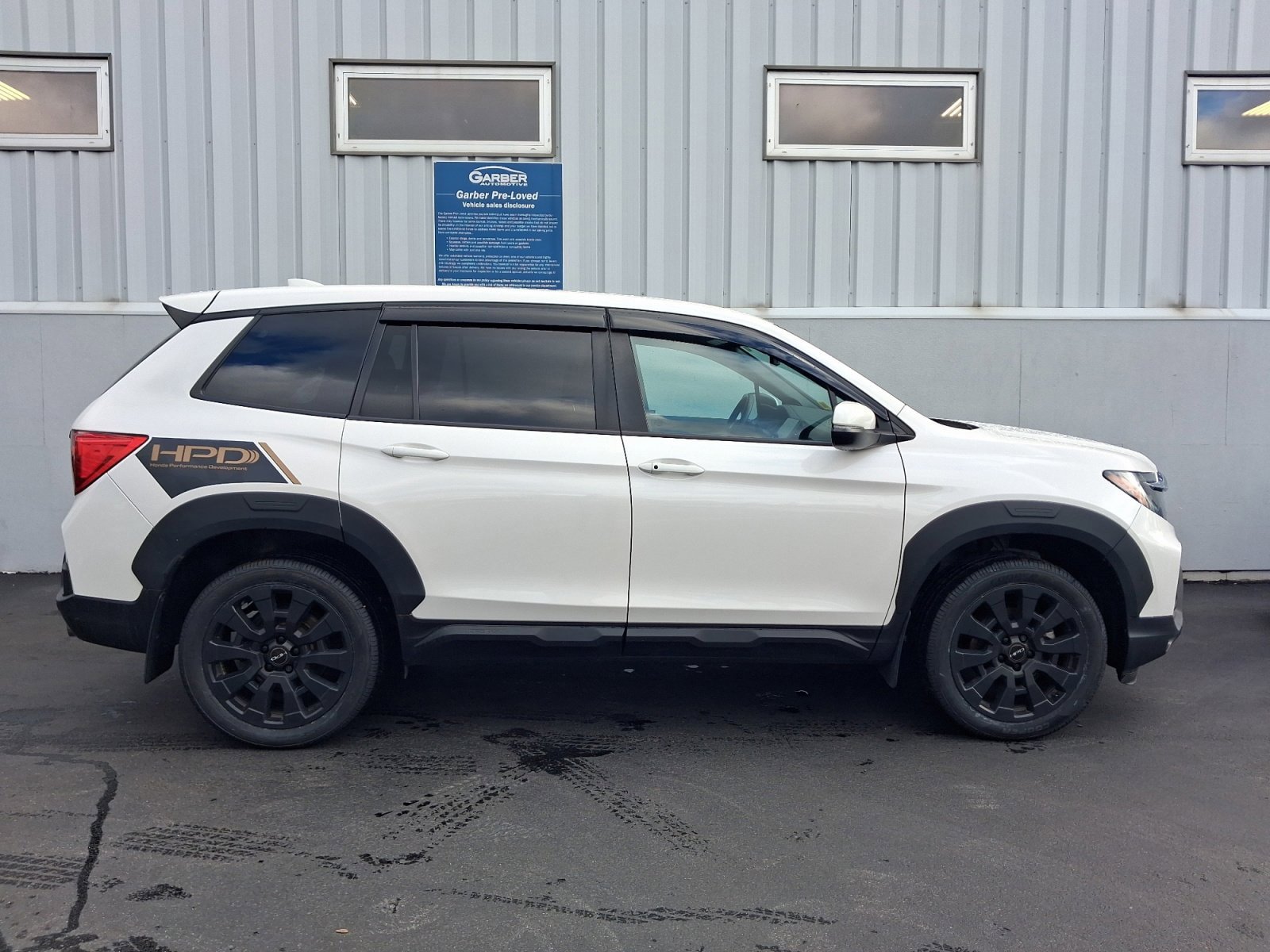 Used 2023 Honda Passport EX-L image 9