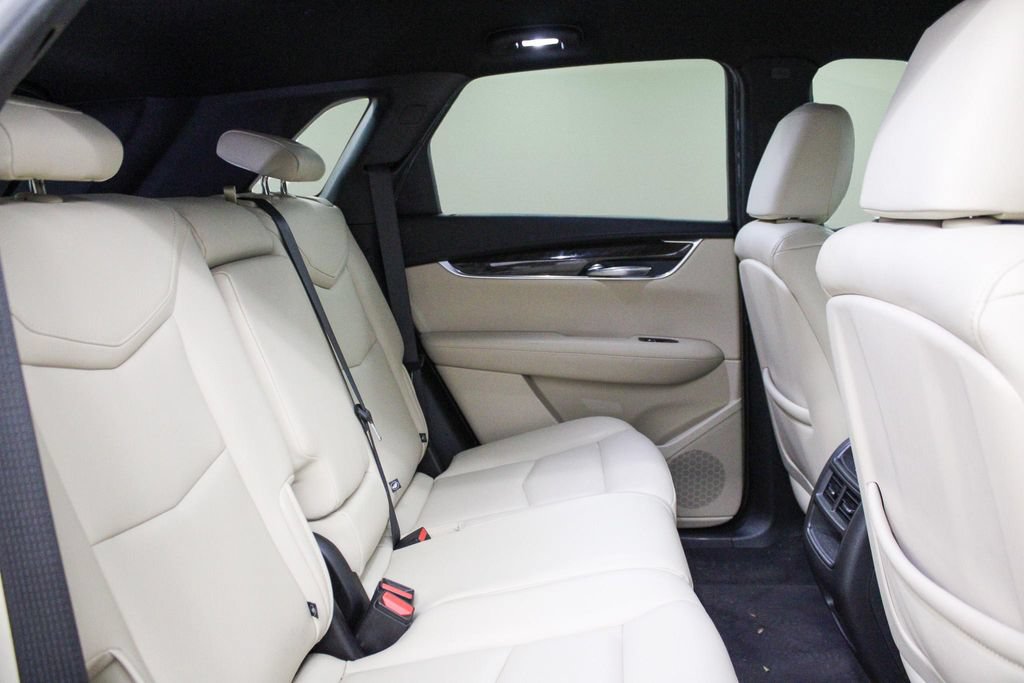 Used 2019 Cadillac XT5 FWD image 27