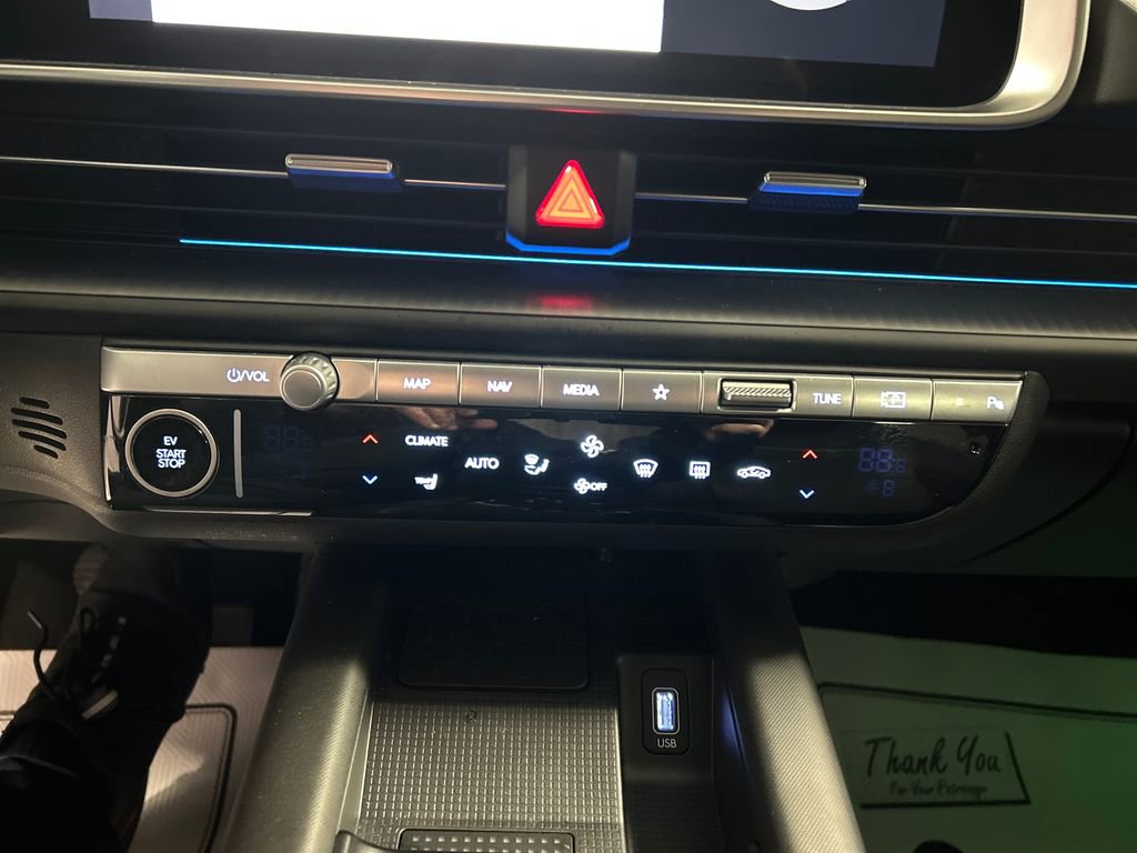 Used 2023 Hyundai Ioniq 6 SEL image 17