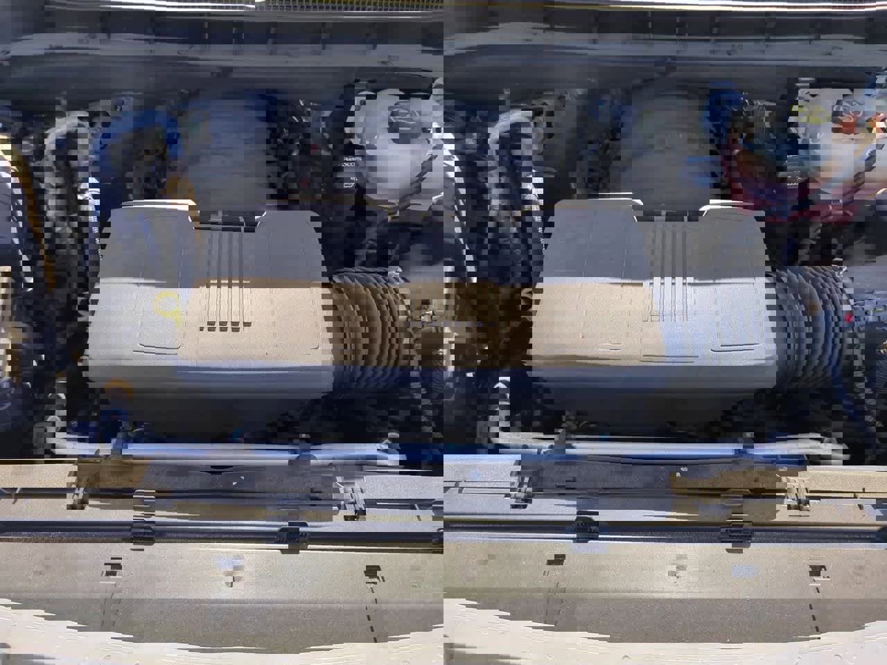 Used 2021 Chevrolet Suburban RST image 15