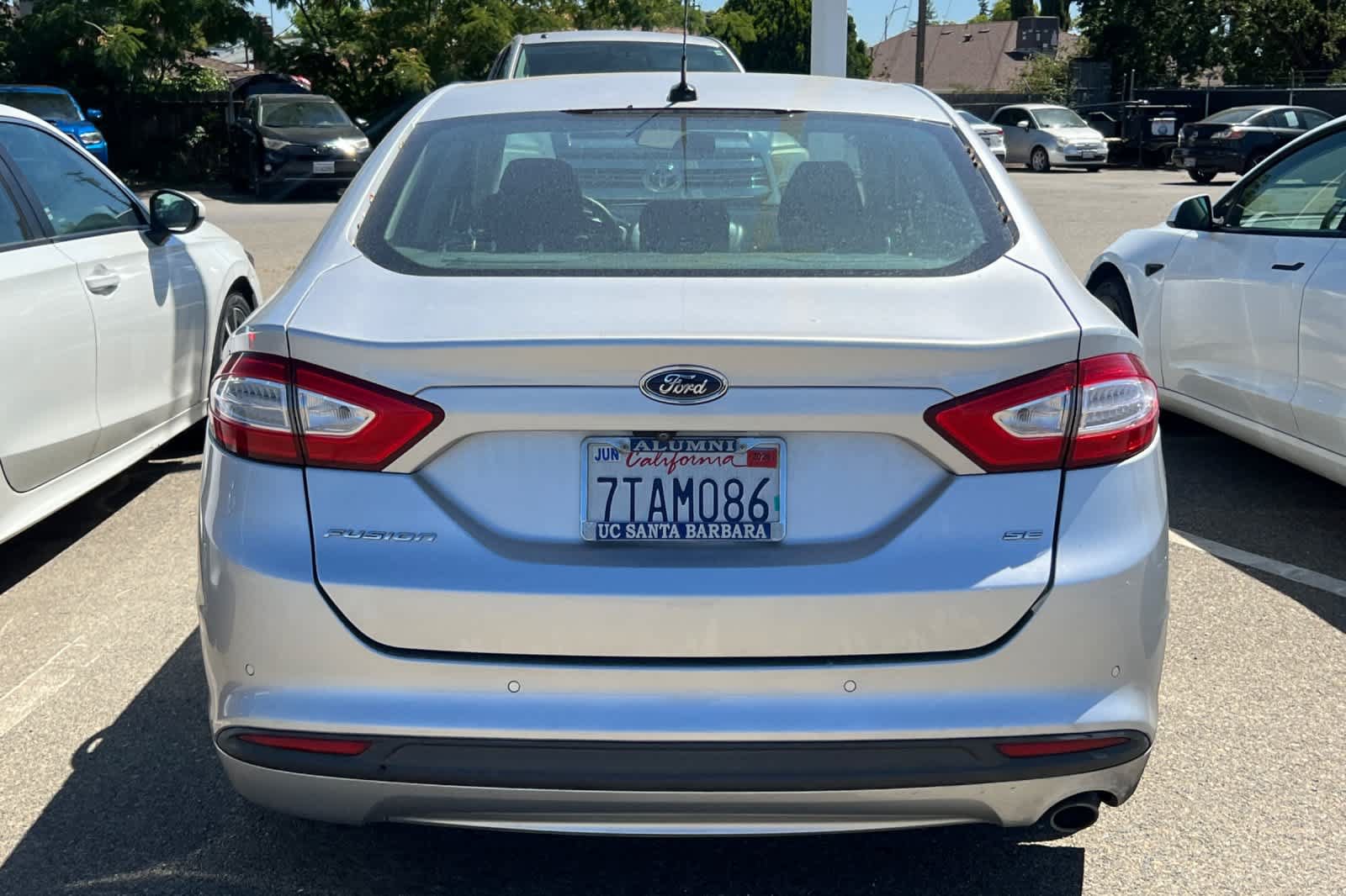 Used 2016 Ford Fusion SE FWD image 5