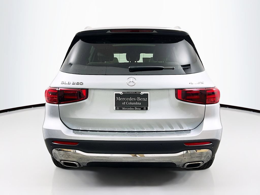 New 2026 Mercedes-Benz GLB 250 4MATIC image 6