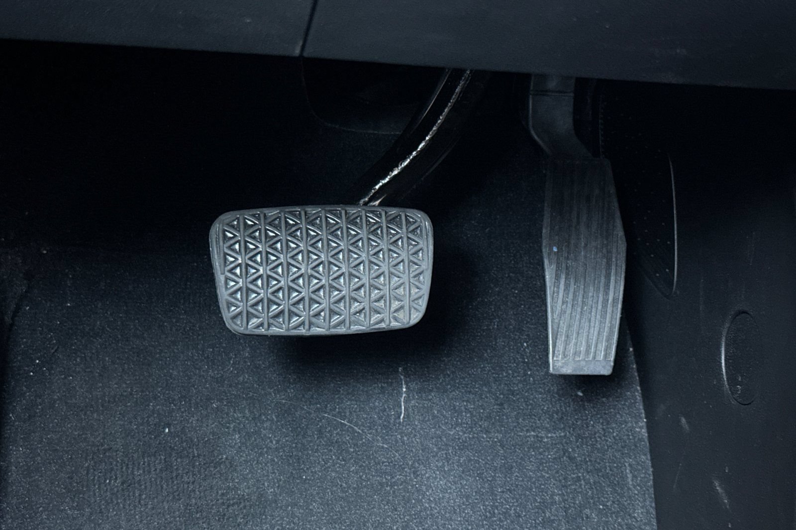 Used 2026 Chevrolet Equinox RS w/ LPO, Floor Liner Package FWD image 42