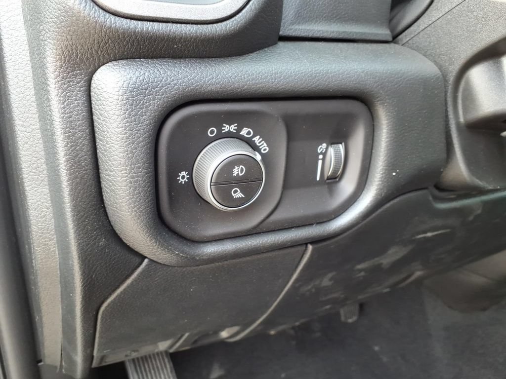 New 2026 RAM 2500 Tradesman AWD/4WD image 11