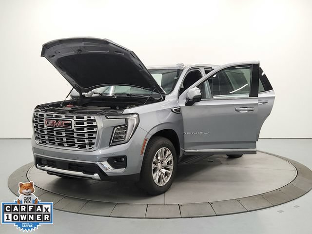 Used 2025 GMC Yukon Denali AWD/4WD image 12