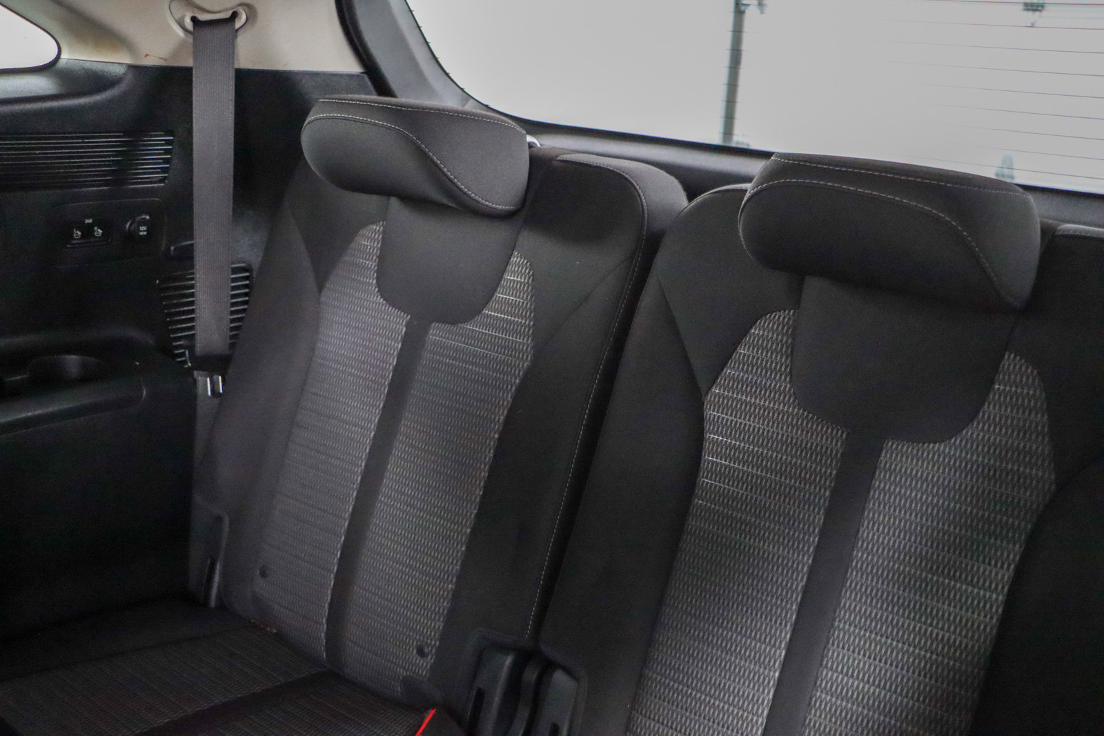 Used 2021 Kia Sorento LX image 25