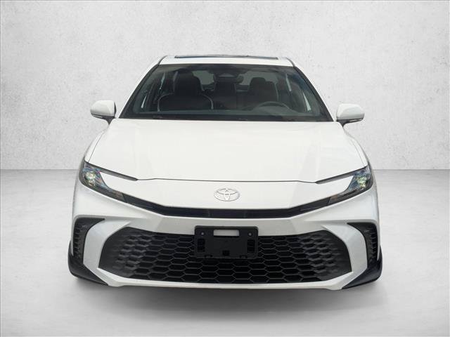 Used 2025 Toyota Camry SE FWD image 2