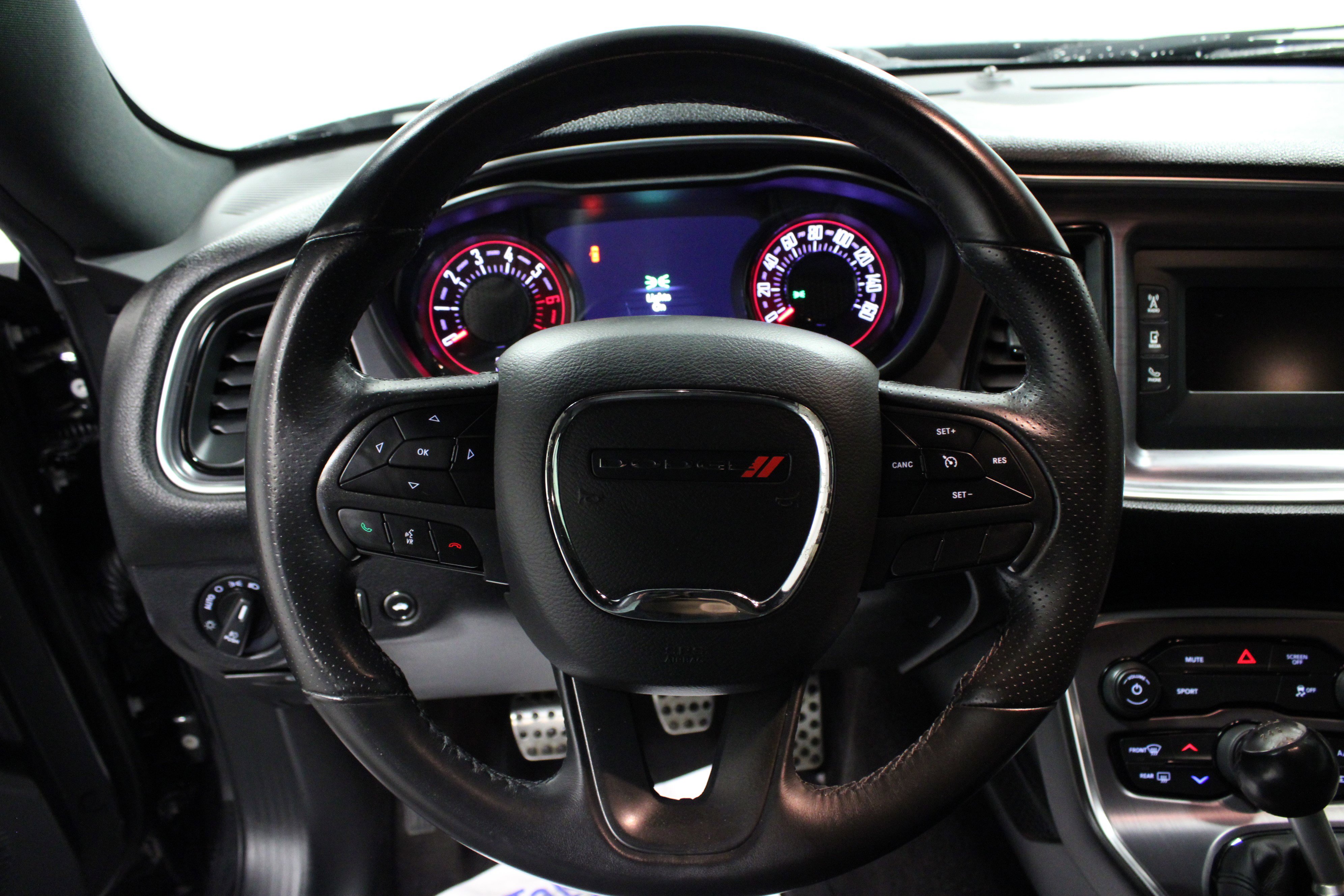 Used 2017 Dodge Challenger R/T w/ Blacktop Package image 15