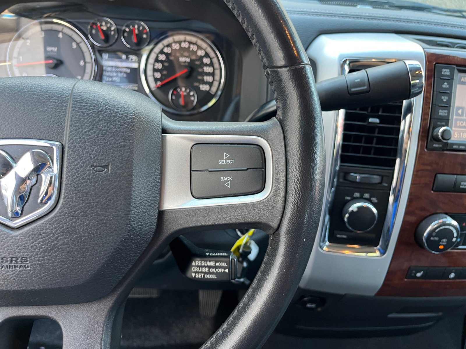 Used 2010 Dodge Ram 1500 Truck Laramie AWD/4WD image 18