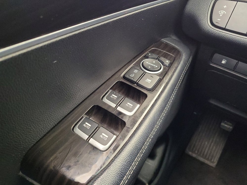 Used 2020 Kia Sorento LX image 27