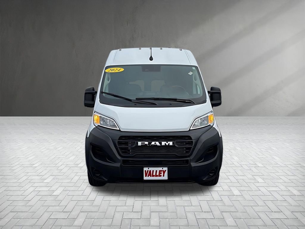 Used 2024 RAM ProMaster 2500 image 2