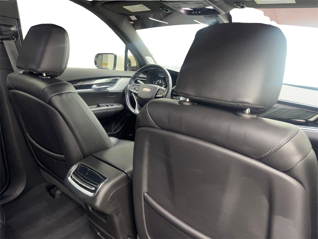 Used 2021 Cadillac XT6 Premium Luxury image 46