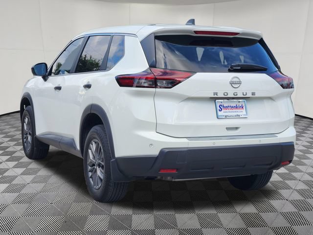Used 2024 Nissan Rogue S FWD image 7