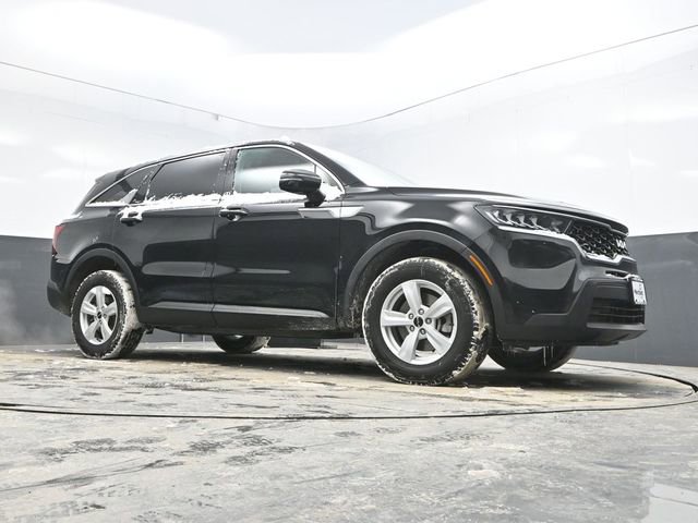 Used 2023 Kia Sorento LX image 33
