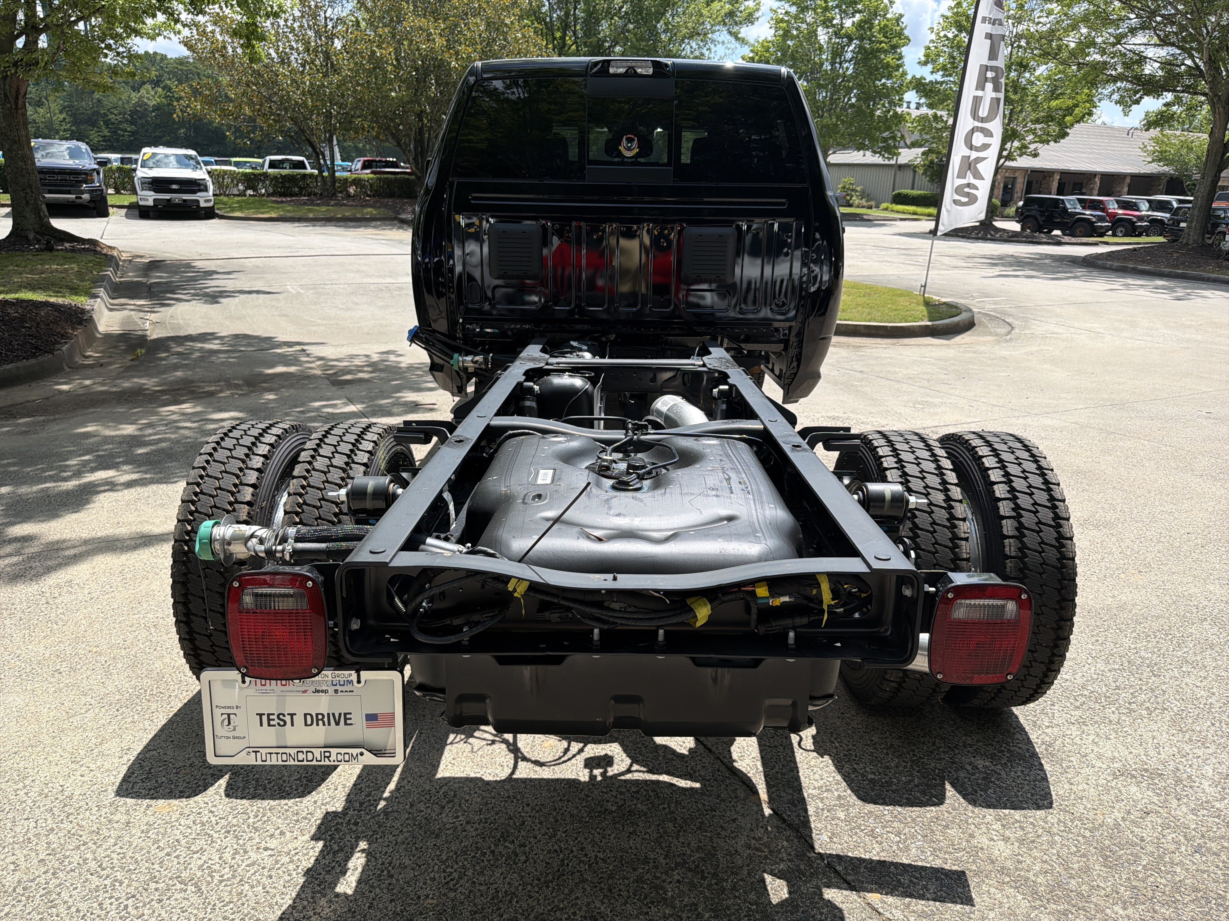 New 2026 RAM 5500 4x4 Crew Cab w/ Laramie Trim Package image 6