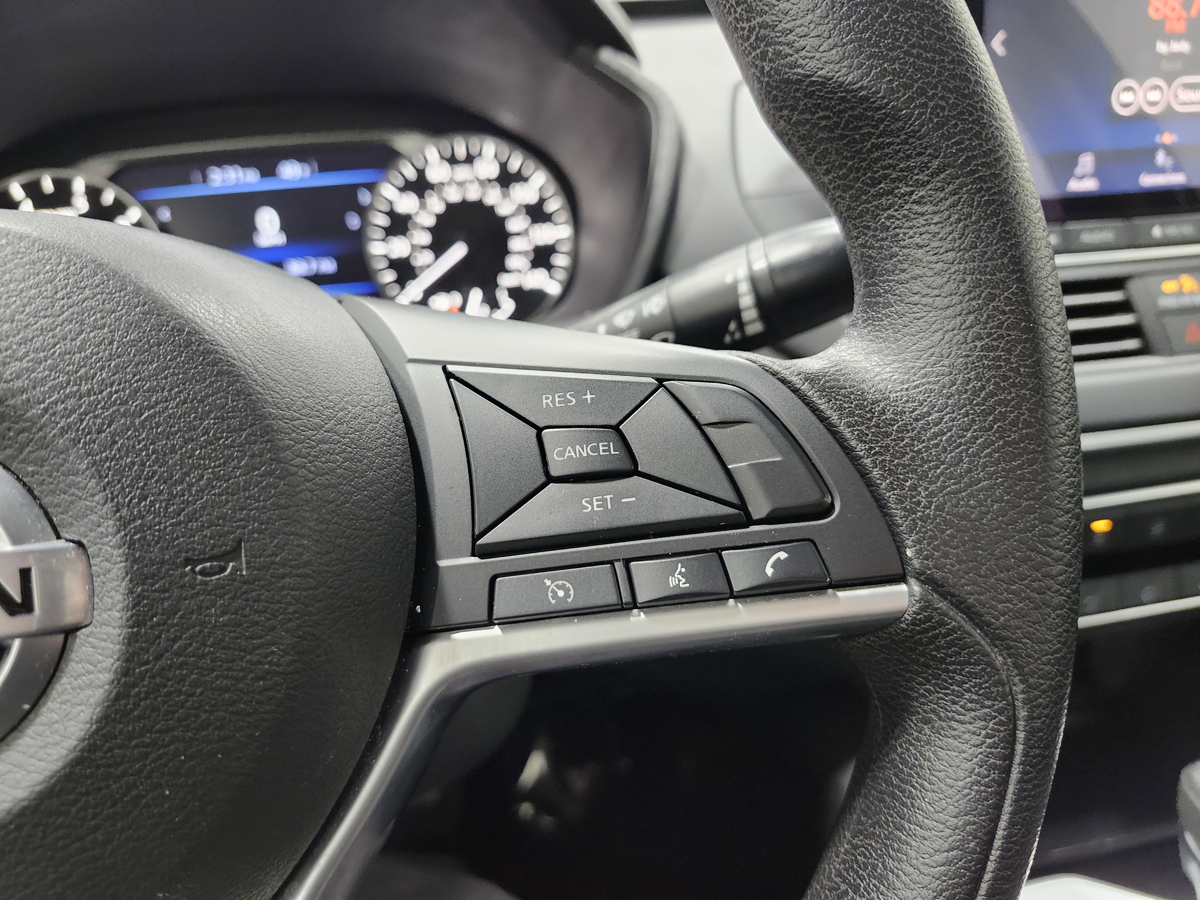 Used 2021 Nissan Altima 2.5 SV image 32