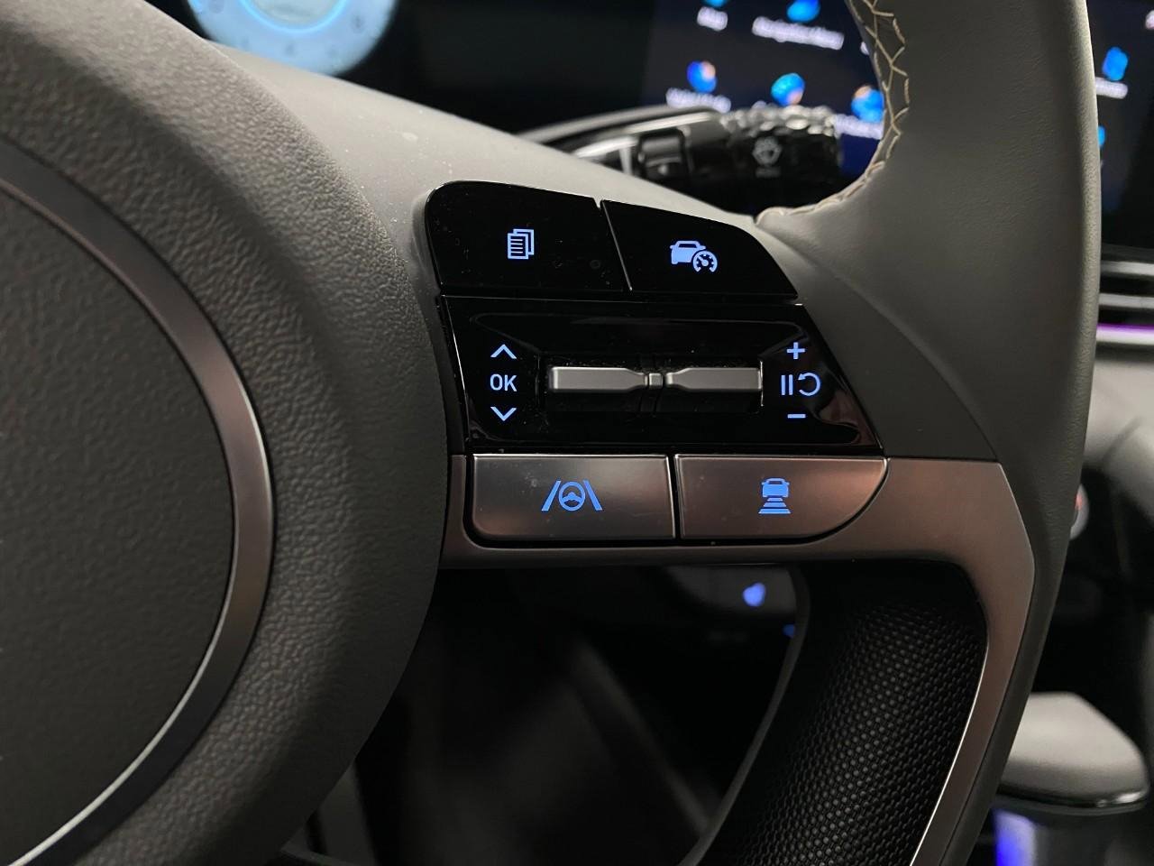 Certified 2024 Hyundai Elantra SEL w/ Convenience Package image 16