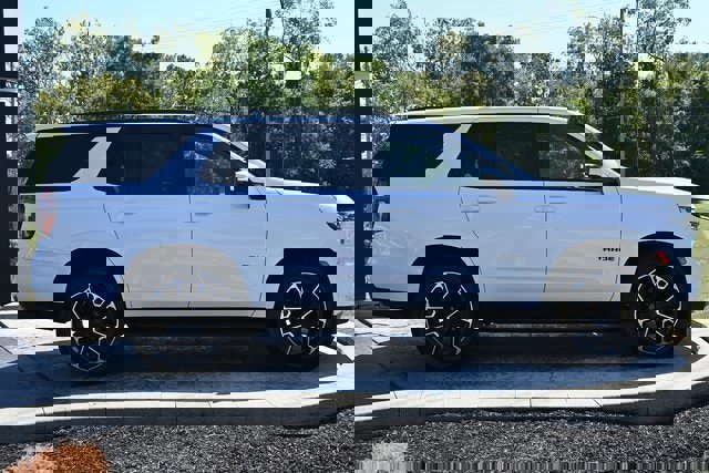 Used 2021 Chevrolet Tahoe RST image 4