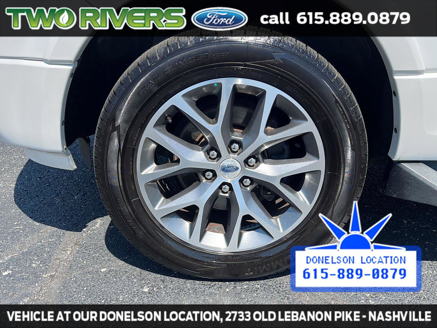 Used 2015 Ford Expedition XLT w/ Equipment Group 202A image 13