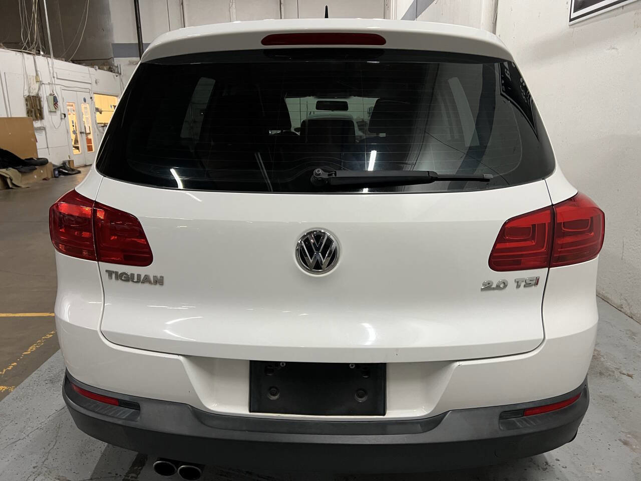 Used 2014 Volkswagen Tiguan S FWD image 8
