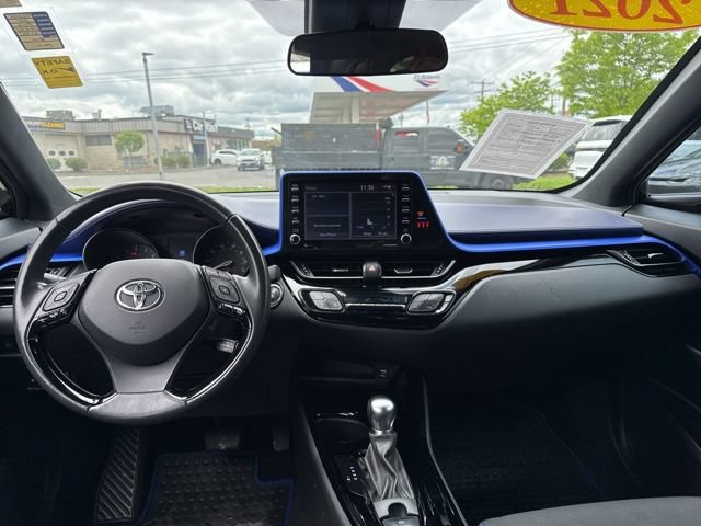 Used 2021 Toyota C-HR XLE FWD image 11
