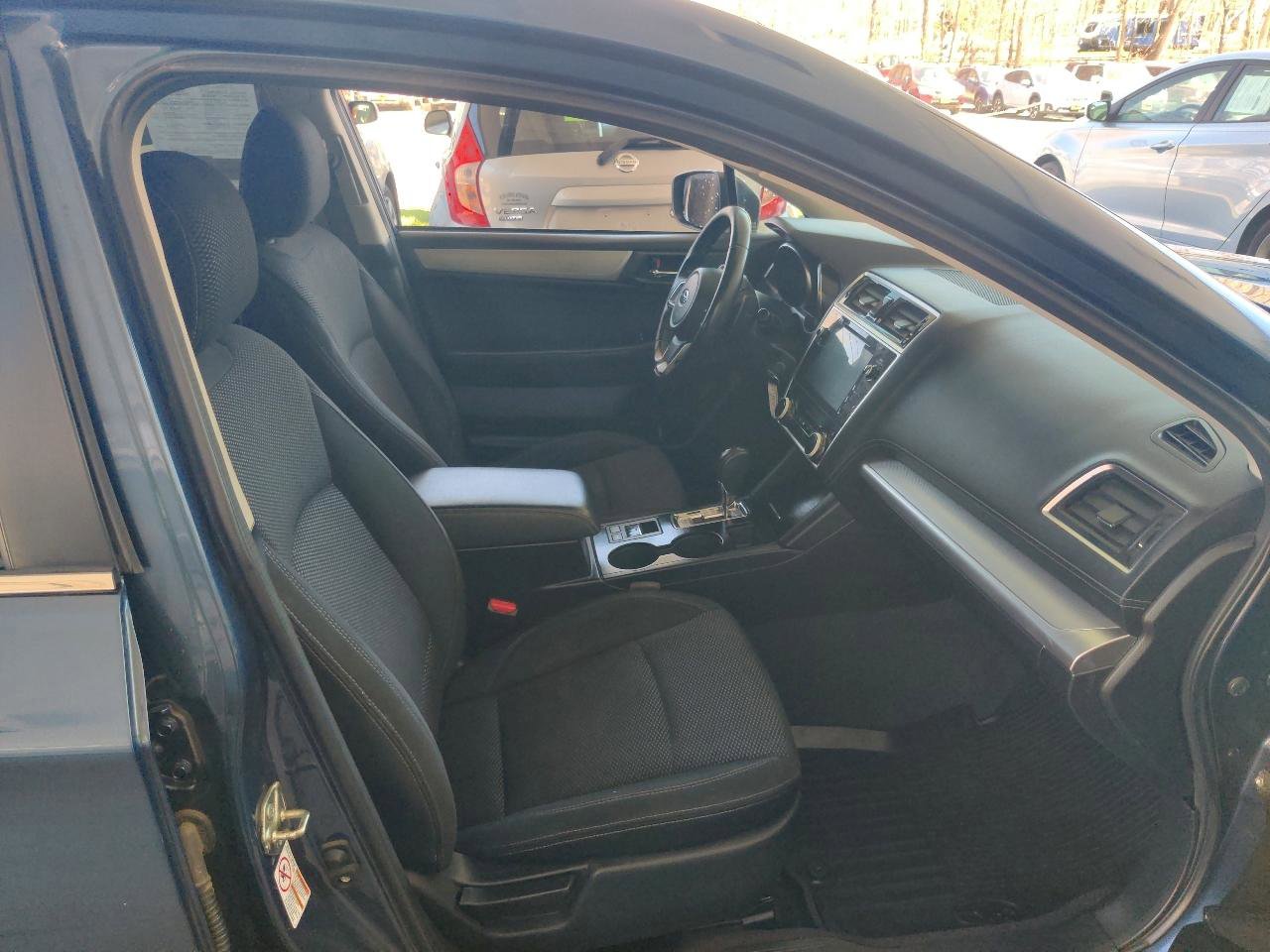 Used 2019 Subaru Outback 2.5i Premium AWD/4WD image 15