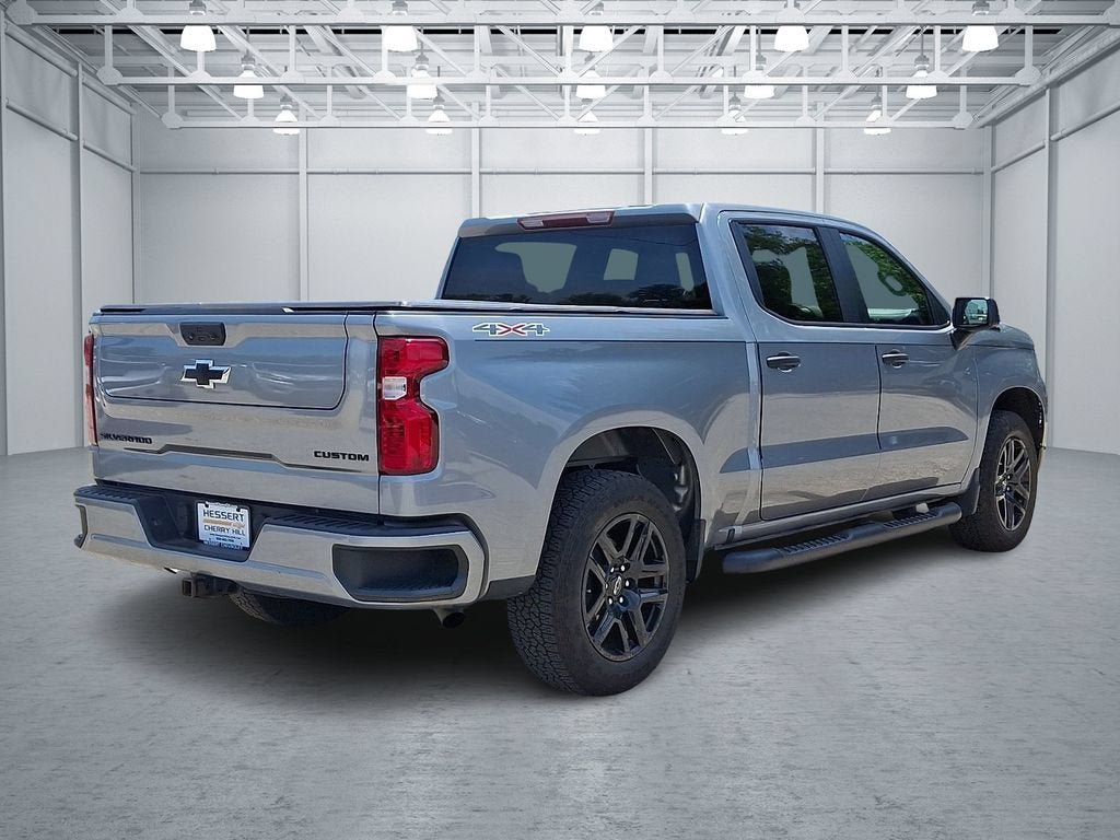 Certified 2024 Chevrolet Silverado 1500 Custom w/ Turbomax Blackout Package AWD/4WD image 5