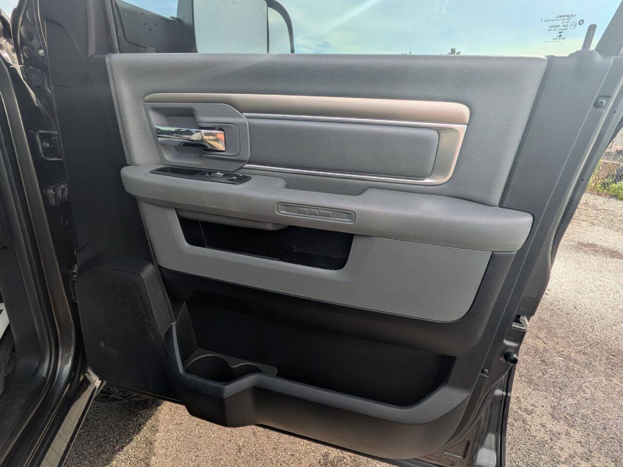 Used 2017 RAM 2500 Big Horn w/ Sport Appearance Group AWD/4WD image 20
