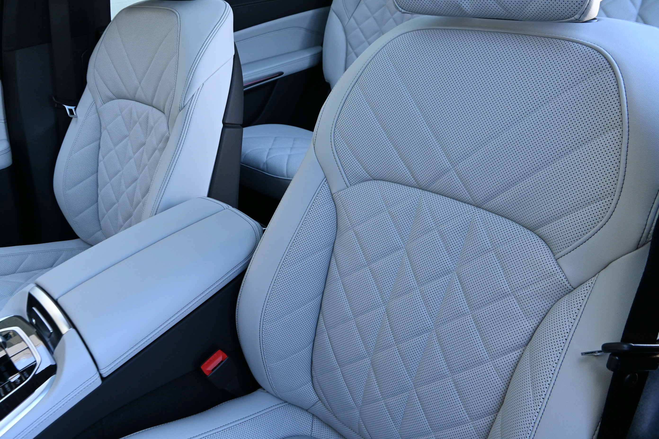 Used 2026 BMW X7 M60i AWD/4WD image 9