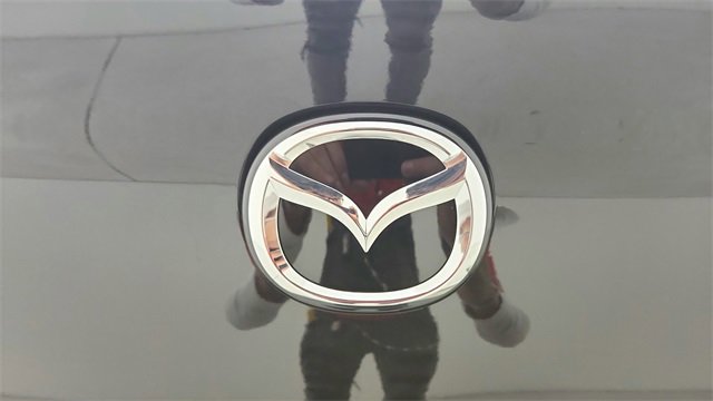 Used 2024 MAZDA MAZDA3 s image 12