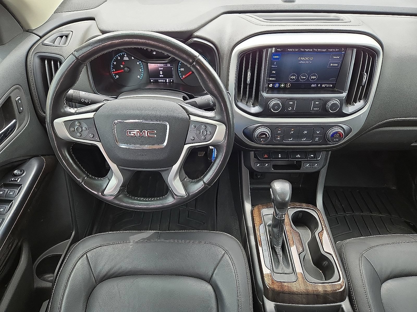 Used 2022 GMC Canyon Elevation w/ Elevation Premium Package AWD/4WD image 18